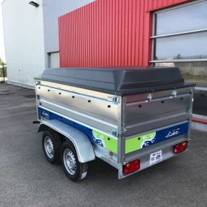 Trailer Lider Florence 750 kg con cubierta y dobles barandas.